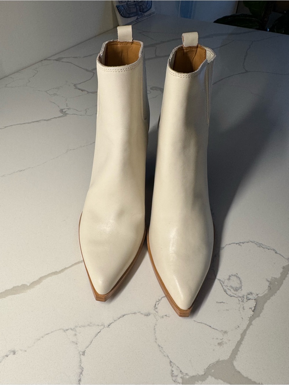Marc Fisher Oshay Pointed Toe Bootie sz 6.5